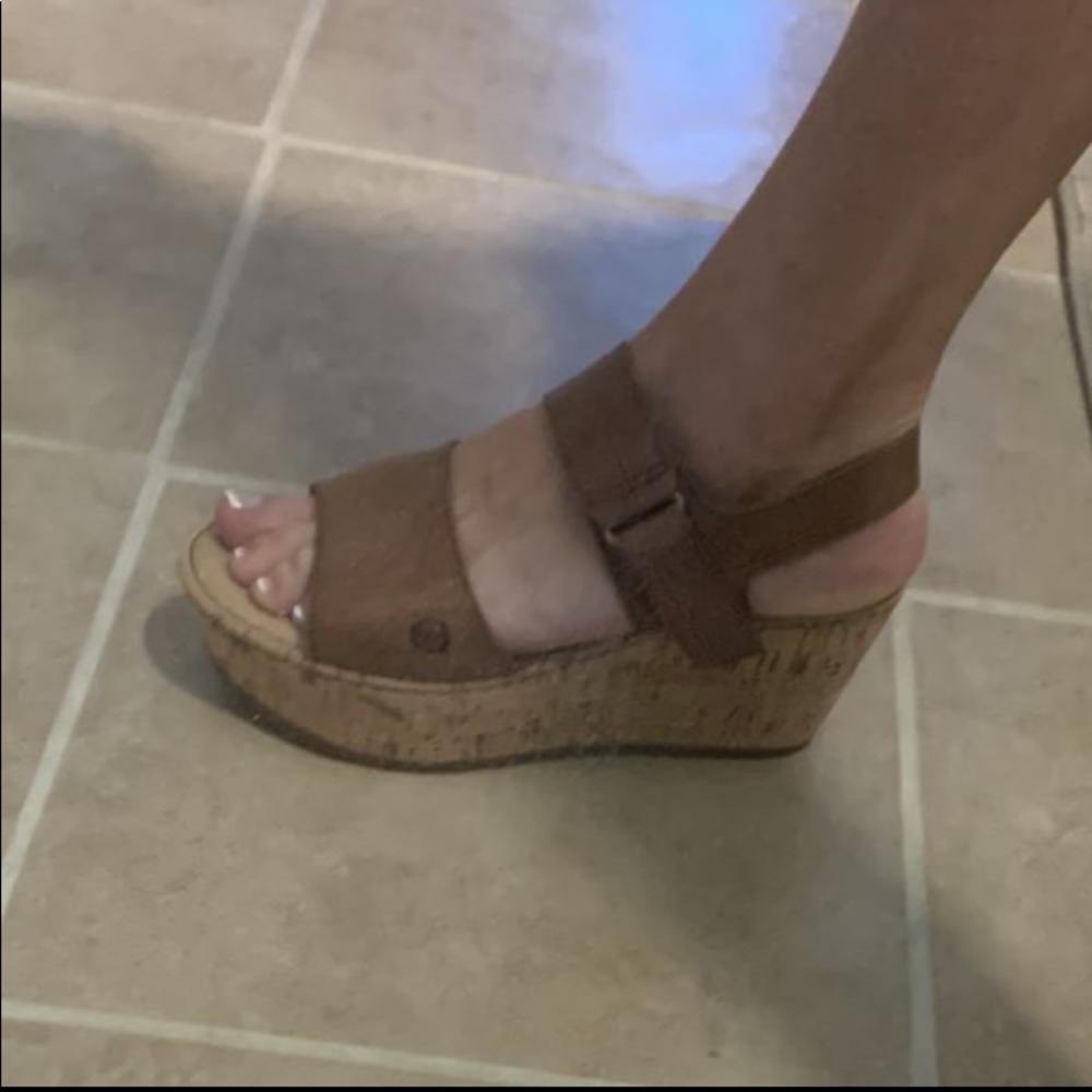Born wedges